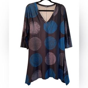 Lily woman’s tunic, waterfall‎ hem, size 1X